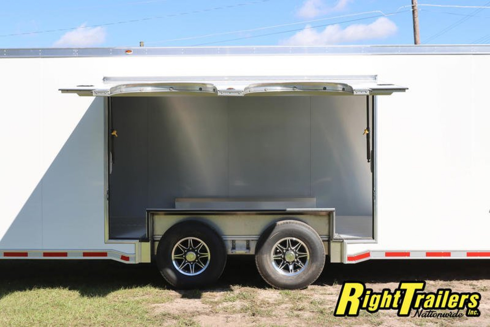 New 2024 8.5X40 INTECH ALL ALUMINUM TAPERED NOSE GOOSENECK, 16975