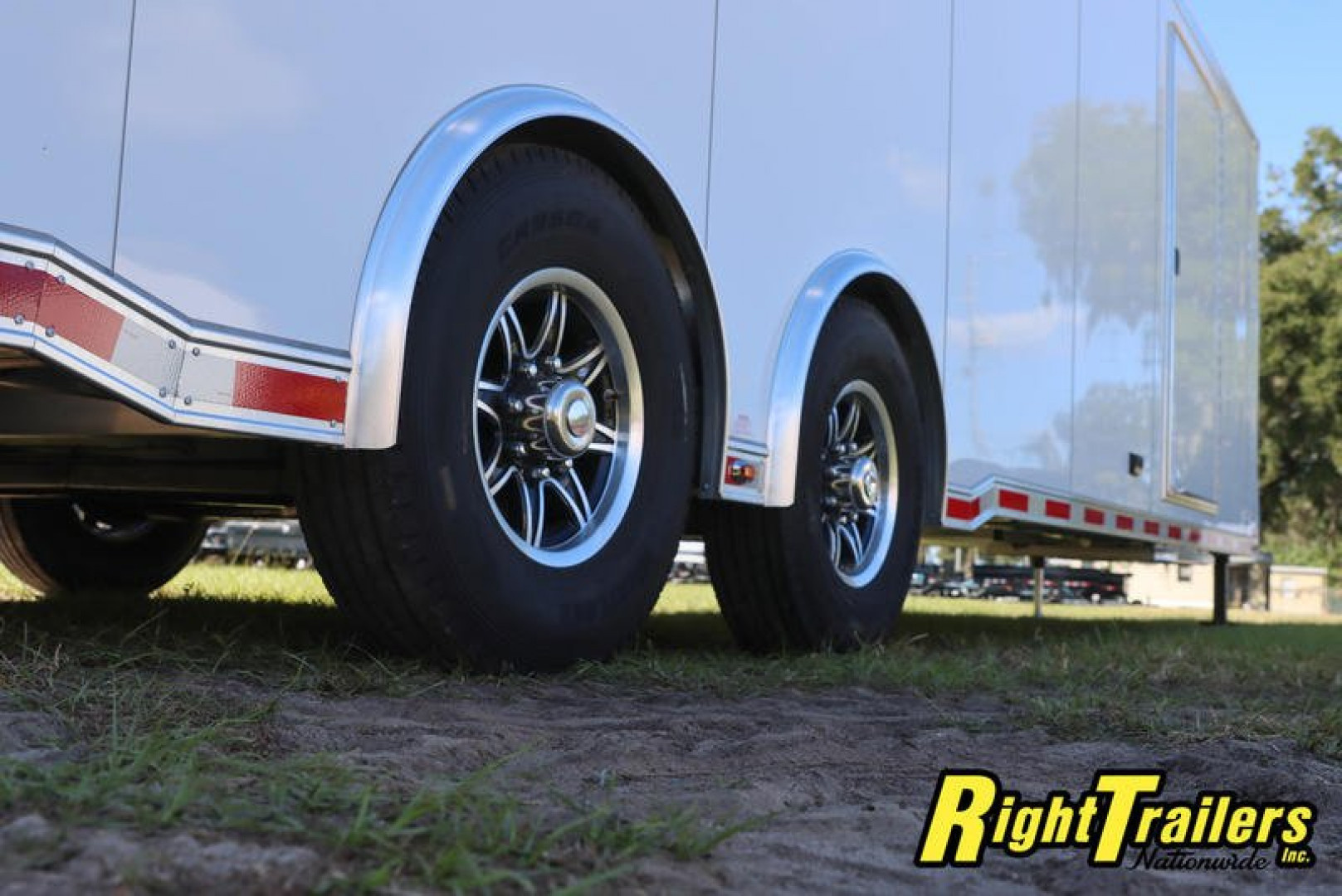 New 2024 8.5X40 INTECH ALL ALUMINUM TAPERED NOSE GOOSENECK, 16975