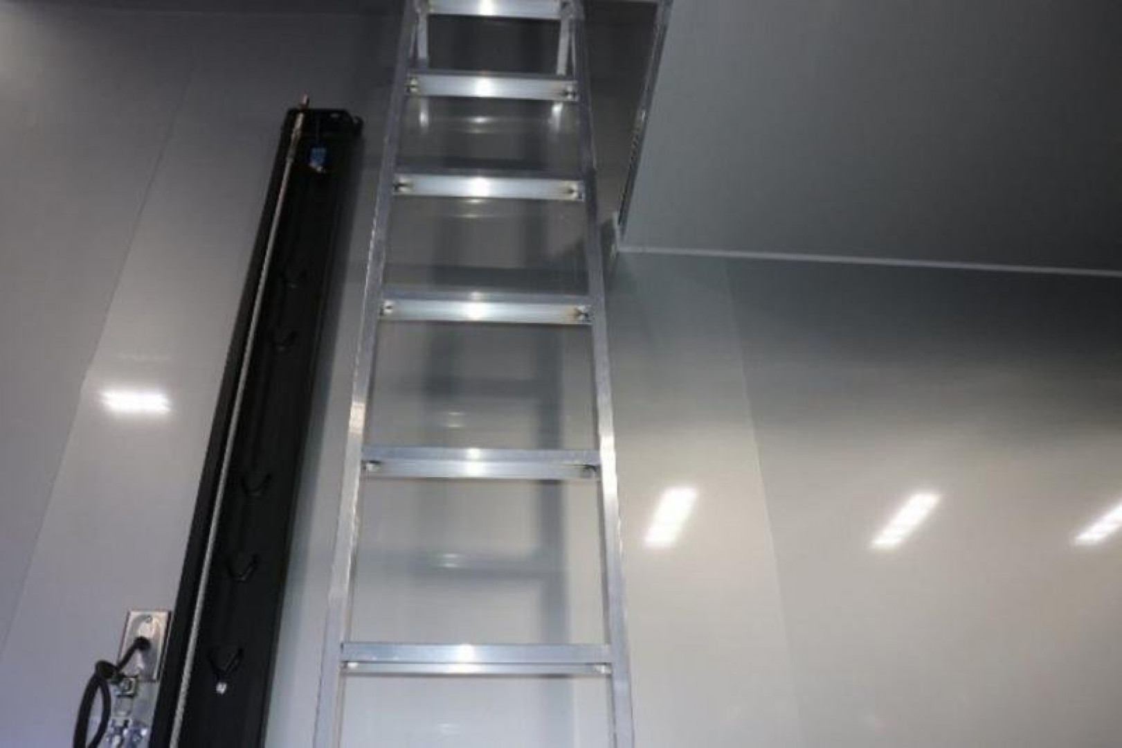 New 2024 8.5x32 inTech Stacker LITE SERIES