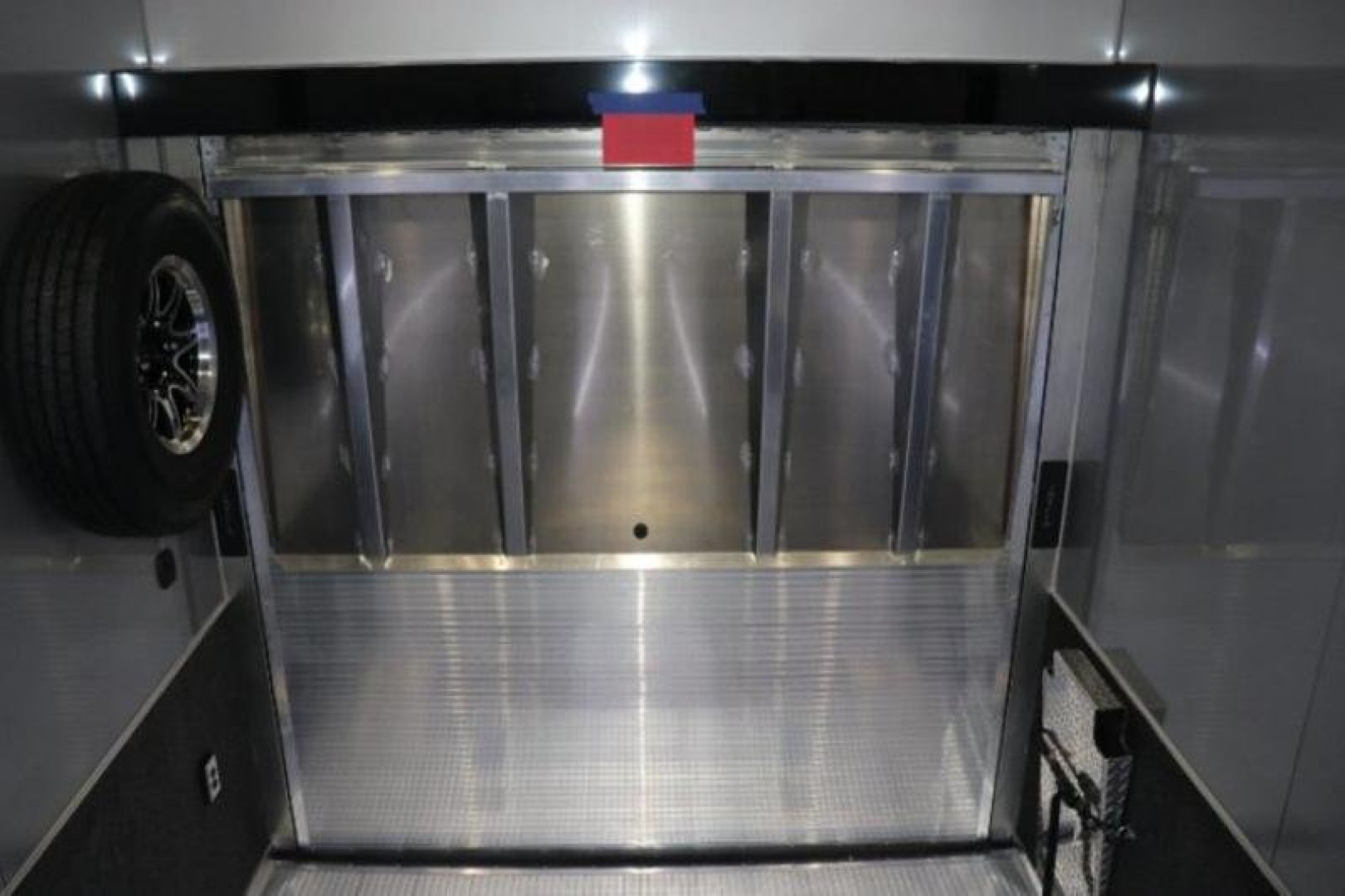 New 2024 8.5x32 inTech Stacker LITE SERIES