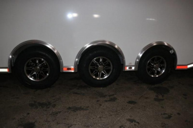 New 2024 8.5x32 inTech Stacker LITE SERIES