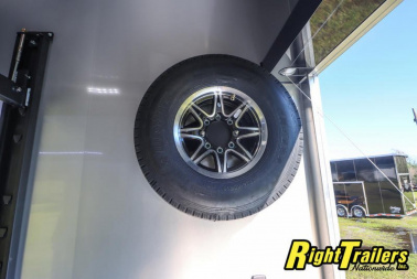 New 2024 8.5X32 iNTech STACKER race trailer