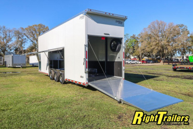 New 2024 8.5X32 iNTech STACKER race trailer