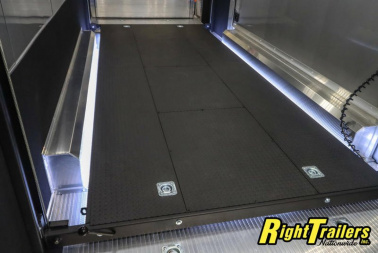 New 2024 8.5X32 iNTech STACKER race trailer