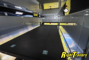 New 2024 8.5X32 iNTech STACKER race trailer