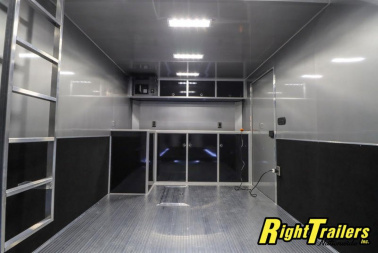 New 2024 8.5X32 iNTech STACKER race trailer