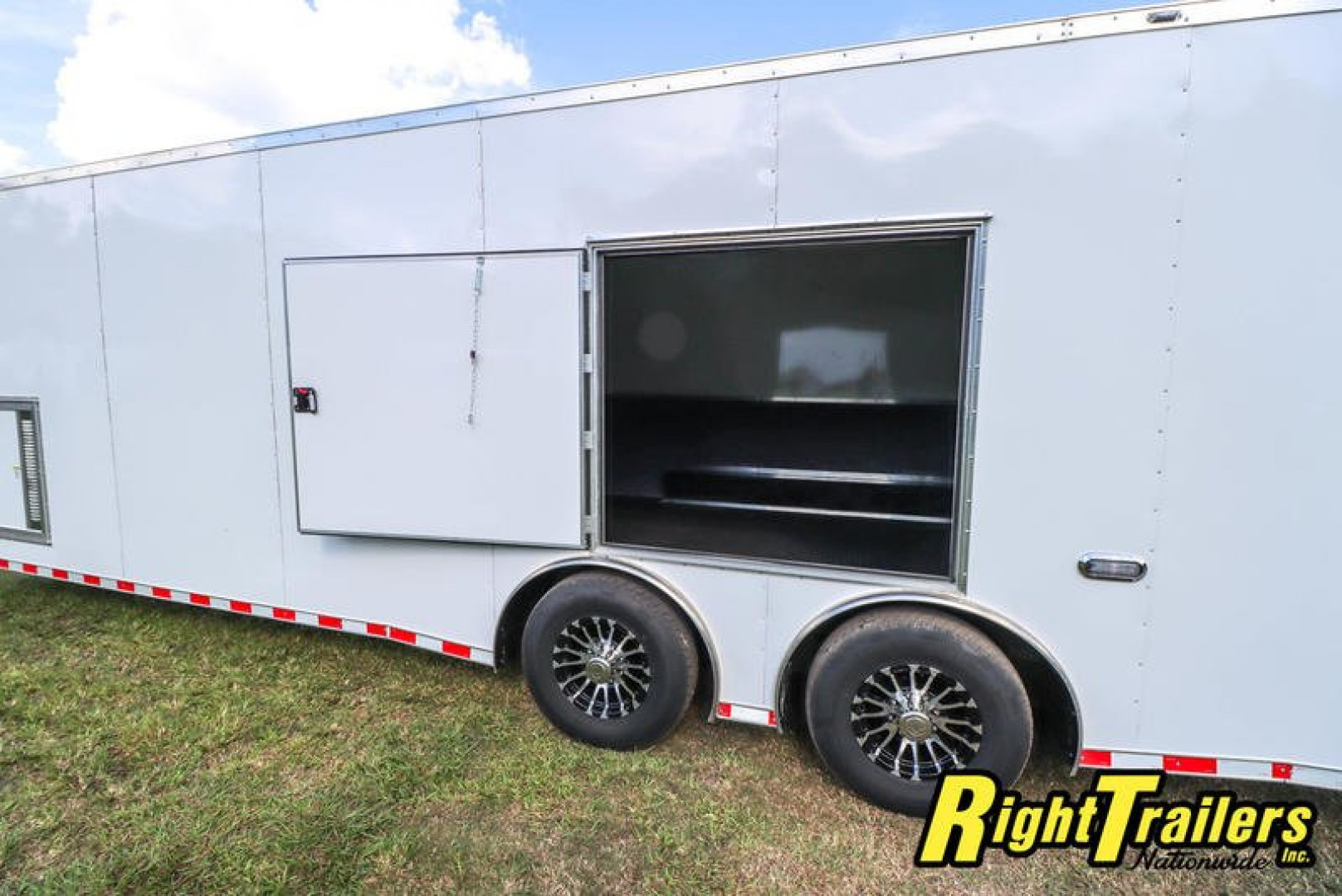 New 2024 8.5X30 ANVIL AT85X30TA5