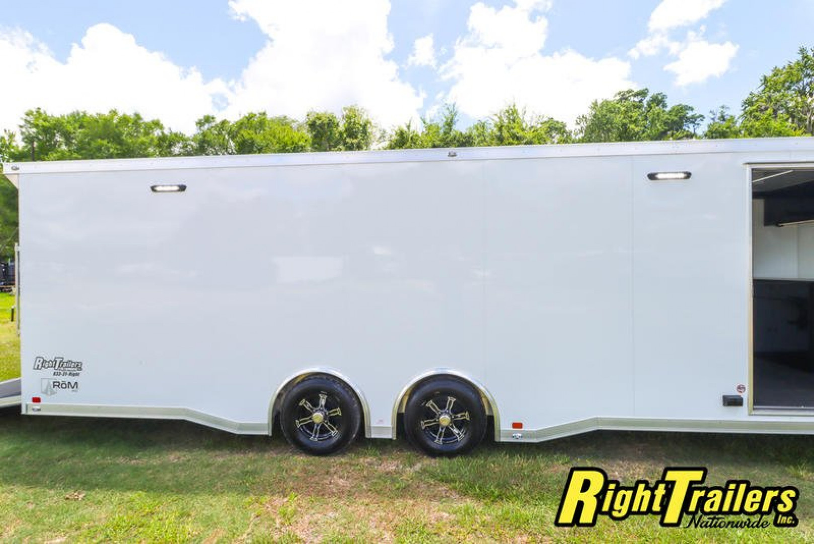 New 8.5x28 ATC RACE TRAILER