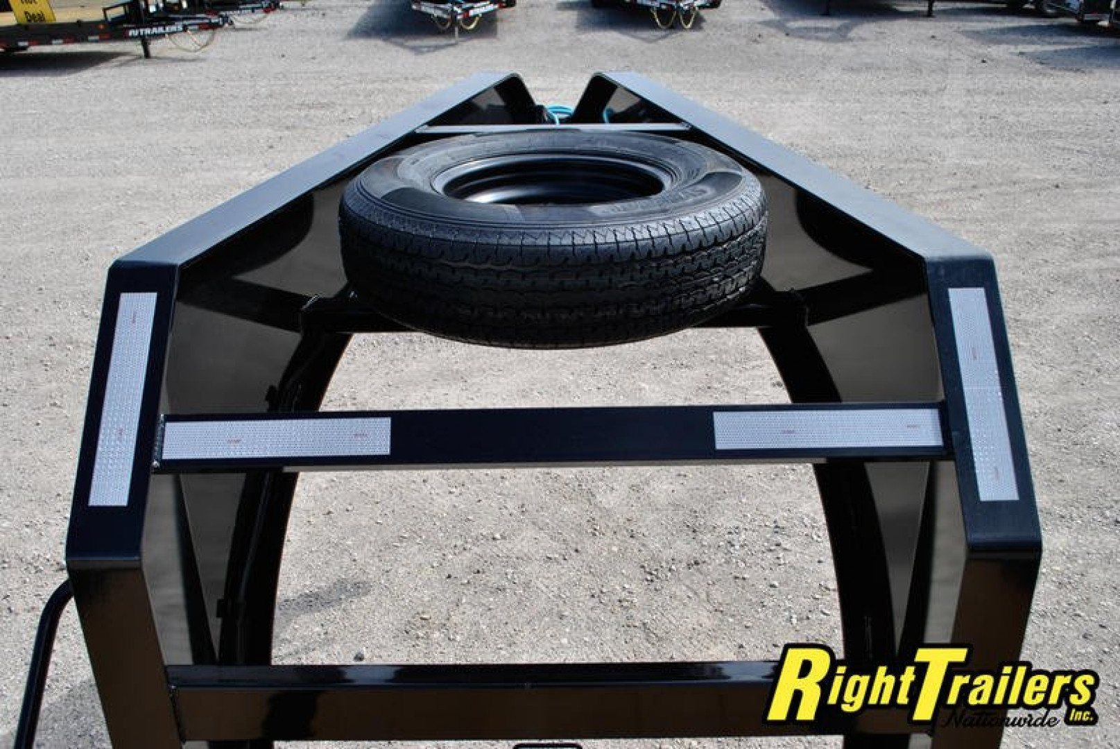 New 2024 8.5X26 PJ Gooseneck Equipment Trailer LD262