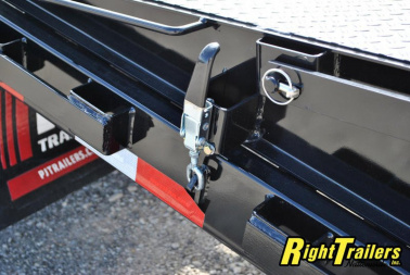 New 2024 8.5X26 PJ Gooseneck Equipment Trailer LD262