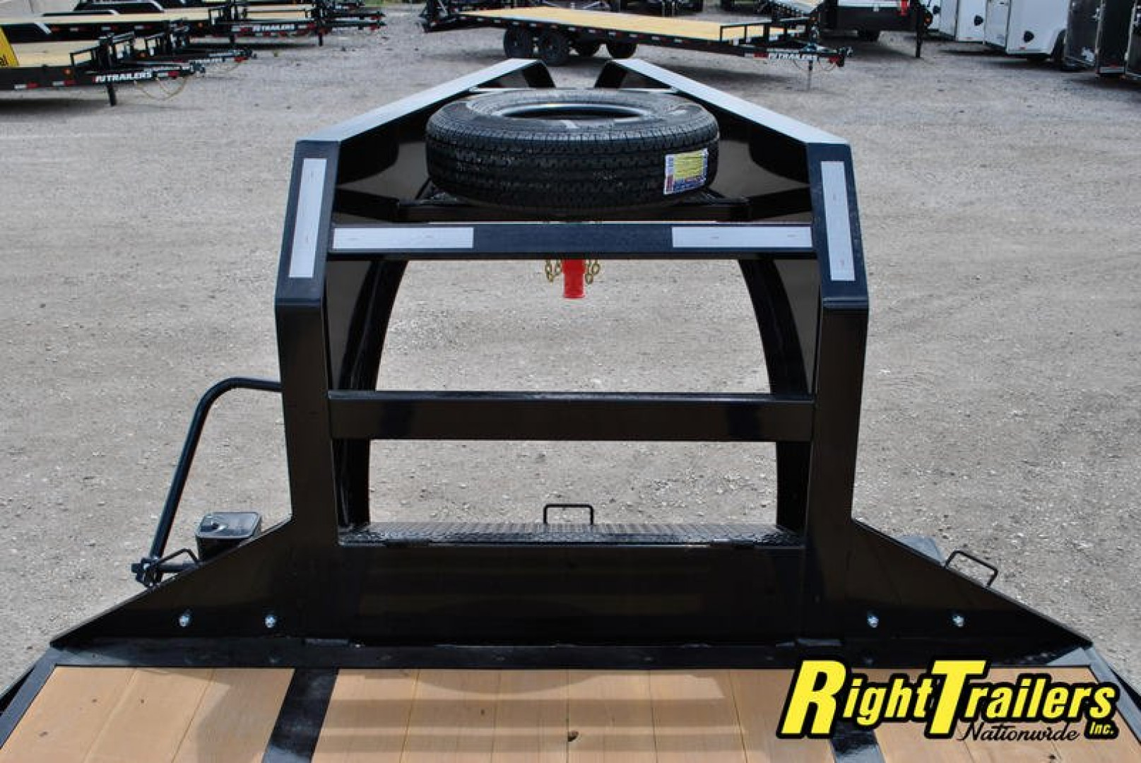 New 2024 8.5X25 PJ Gooseneck Equipment Trailer LD252