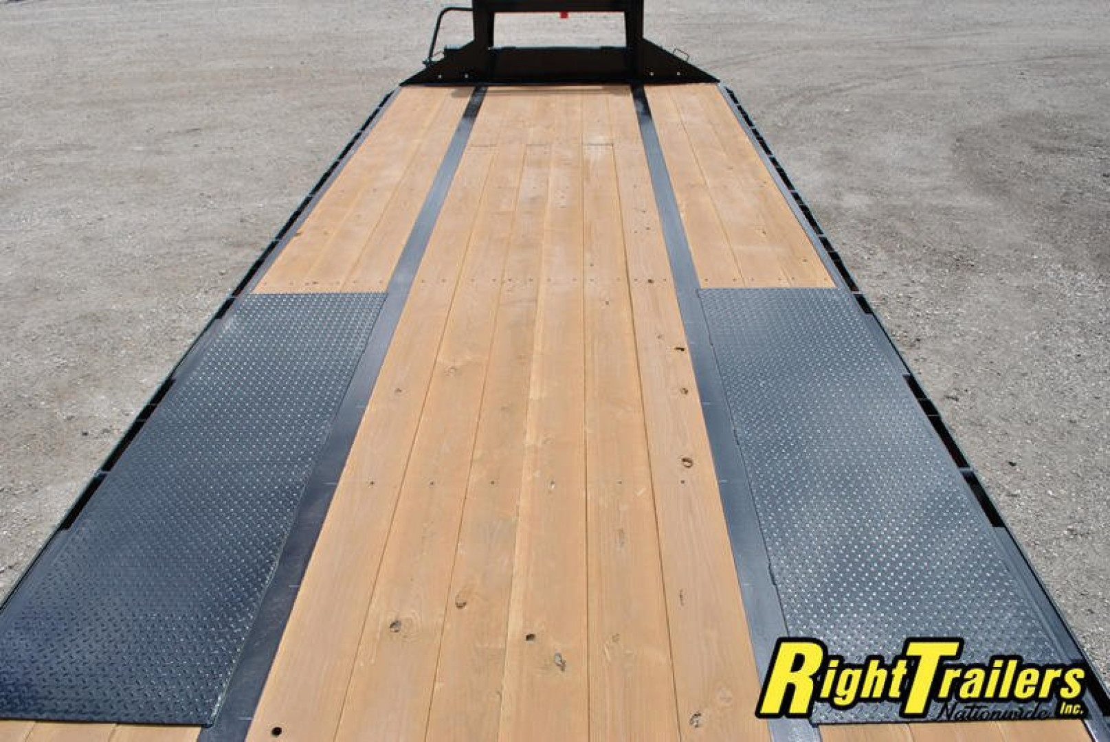 New 2024 8.5X25 PJ Gooseneck Equipment Trailer LD252
