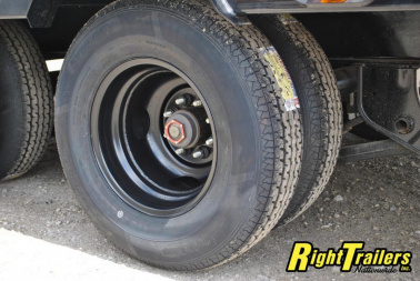 New 2024 8.5X25 PJ Gooseneck Equipment Trailer LD252