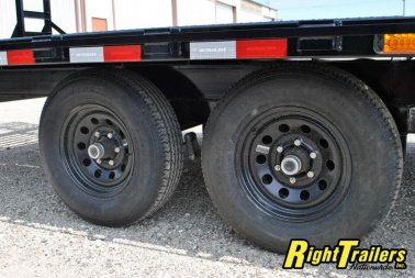 New 2024 8.5x24 PJ Deckover Equipment Trailer L6242