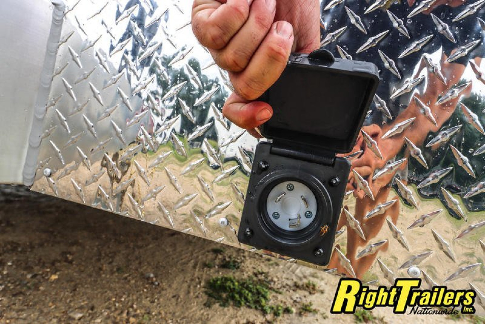 New 8.5X24 inTech STACKER