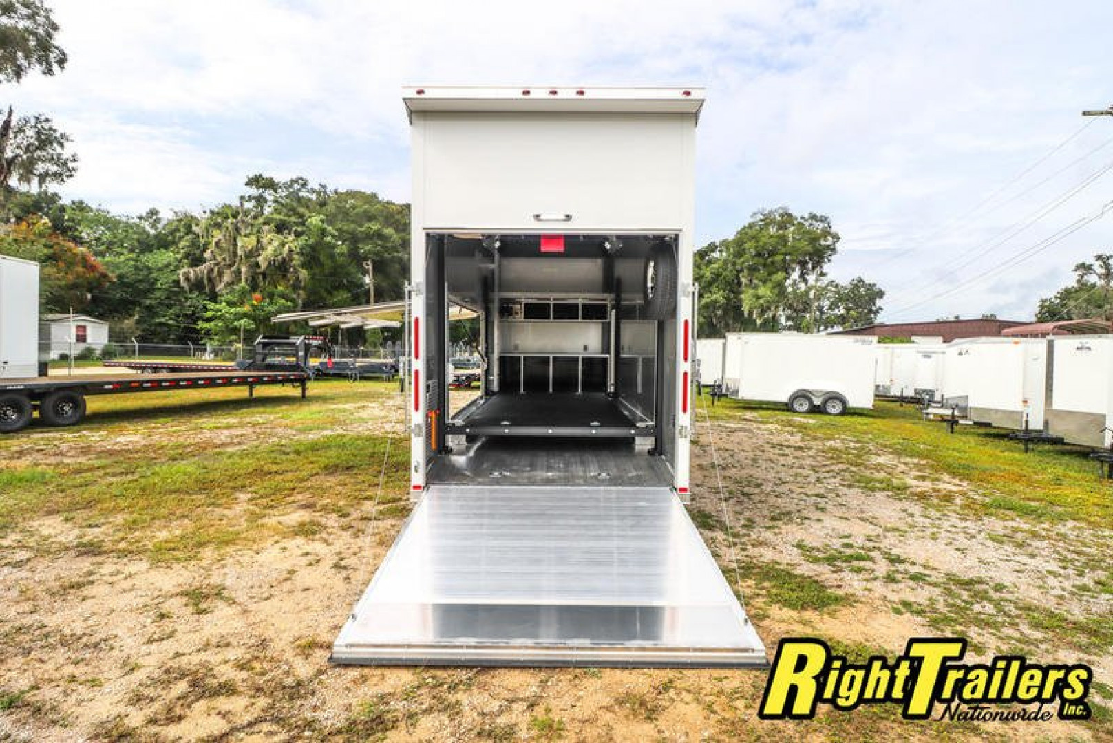 New 8.5X24 inTech STACKER