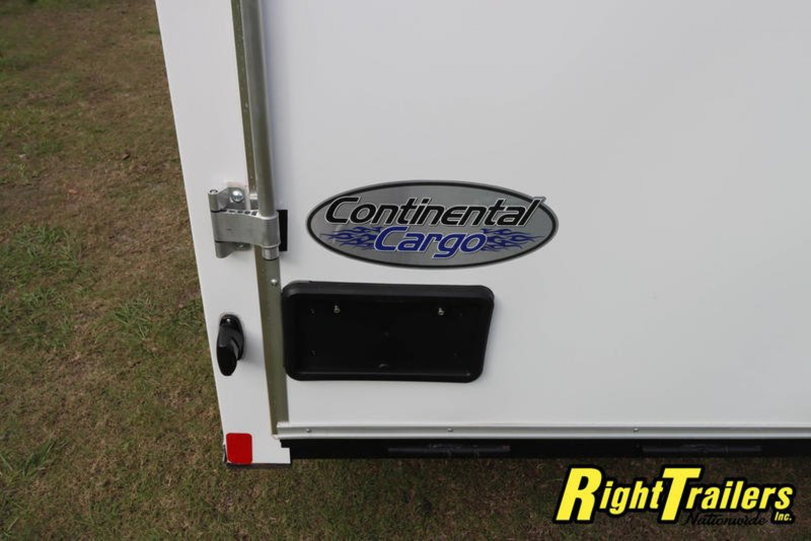 New 8.5x20 Continental Cargo Trailer