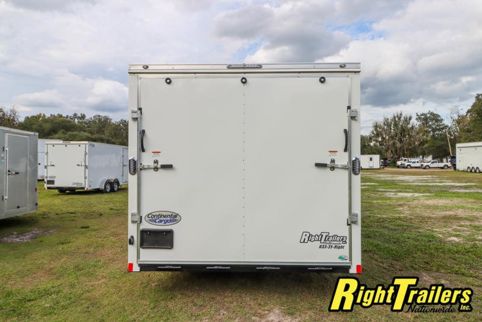 New 8.5x20 Continental Cargo Trailer