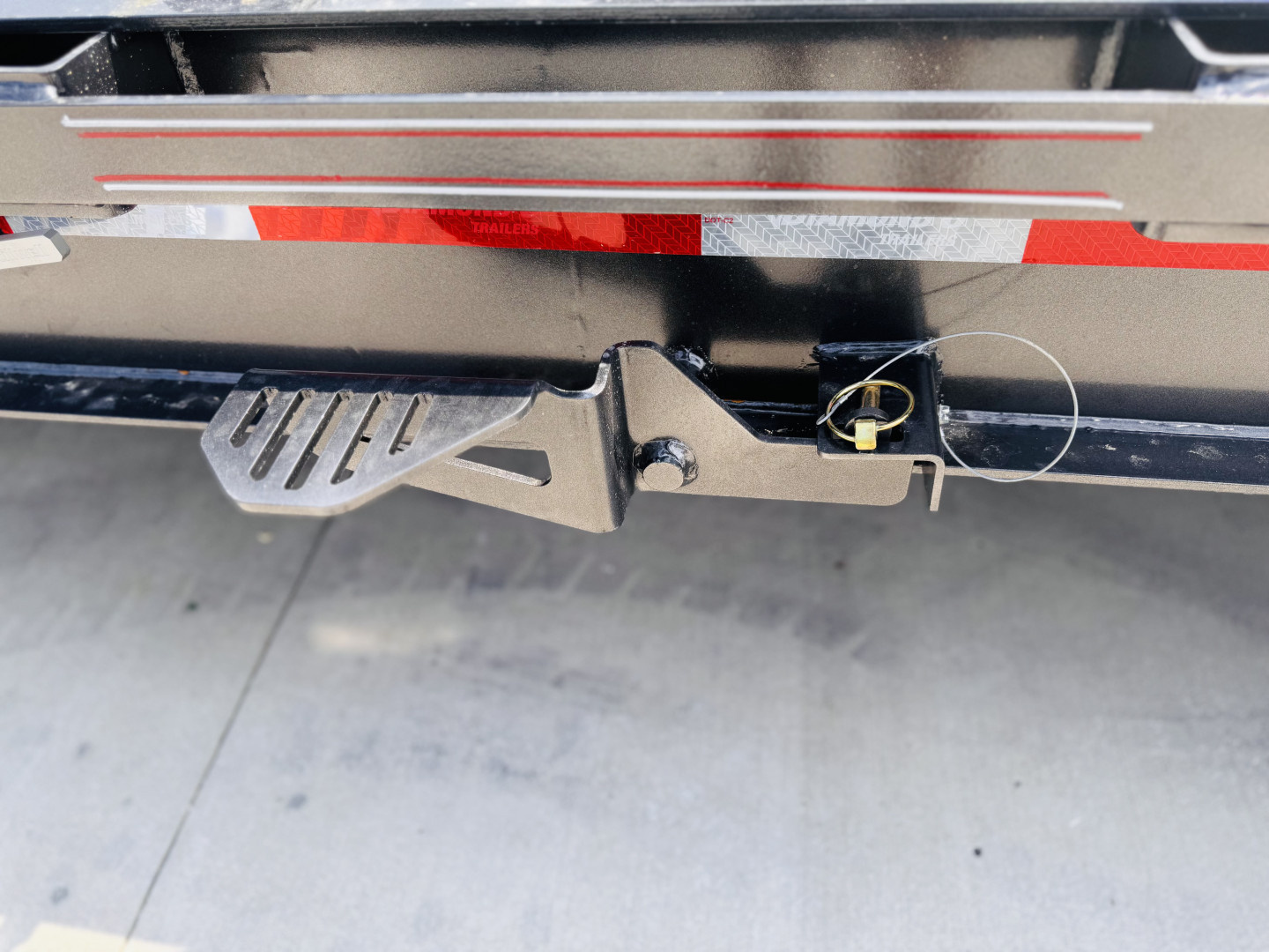 New 2025 Diamond C Trailers