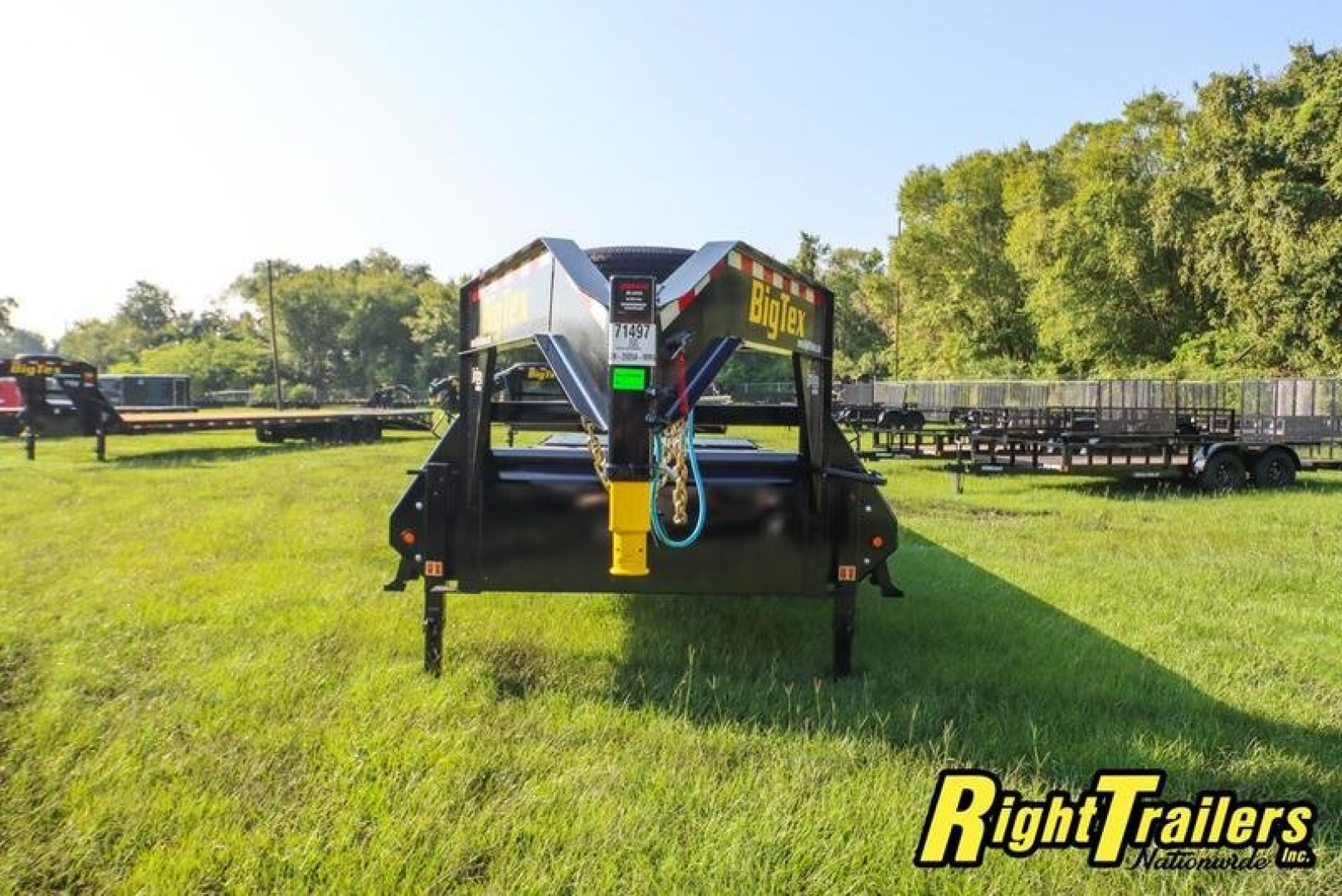 New 2025 8.5X25 BIG TEX EQUIPMENT TRAILER 14GN