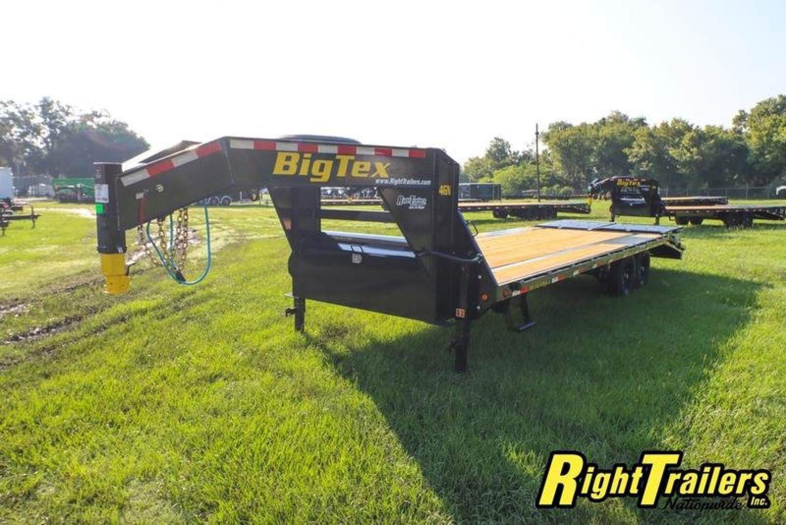 New 2025 8.5X25 BIG TEX EQUIPMENT TRAILER 14GN