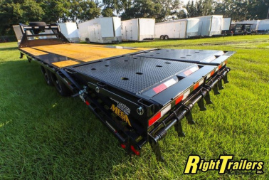 New 2025 8.5X25 BIG TEX EQUIPMENT TRAILER 14GN
