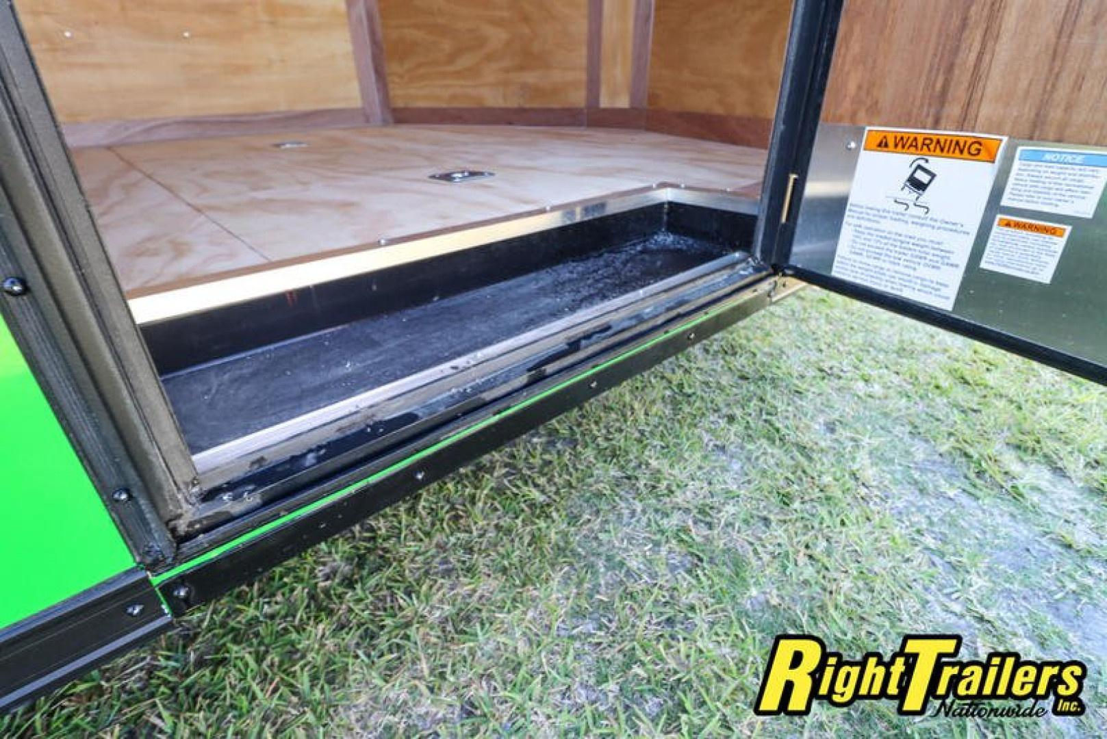 New 8.5x20 Continental Cargo Trailer