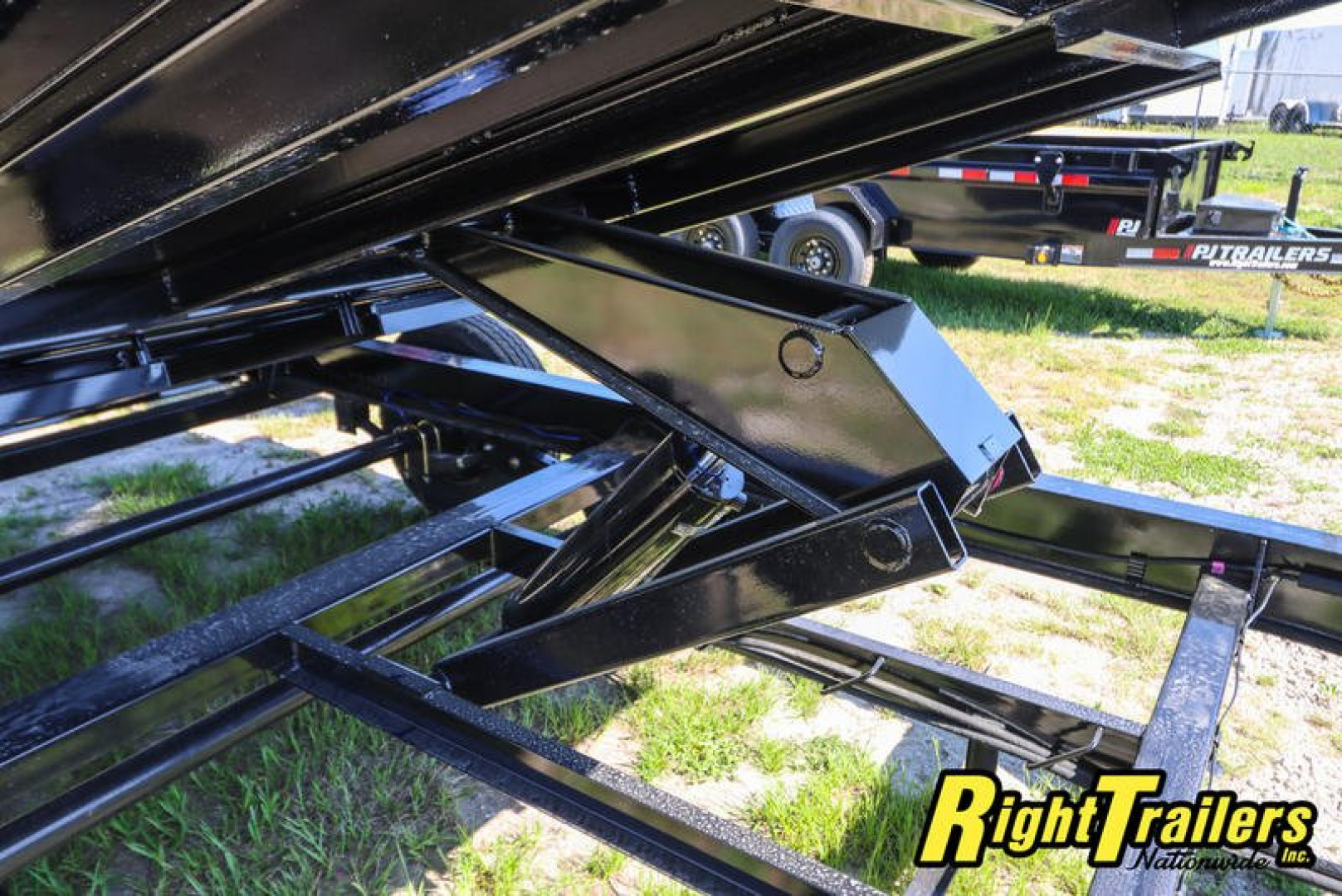 New 2025 7x14 PJ Dump Trailer
