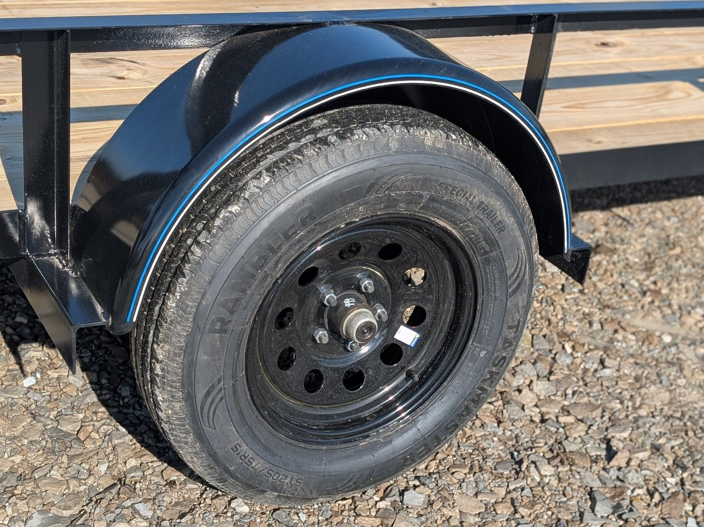 New 2025 Top Hat 77"x14' Utility Trailer