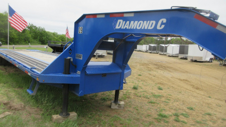 Used 2023 Diamond C Trailers FMAX 212 25K Equipment Trailer