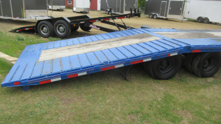 Used 2023 Diamond C Trailers FMAX 212 25K Equipment Trailer