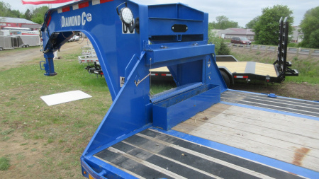 Used 2023 Diamond C Trailers FMAX 212 25K Equipment Trailer