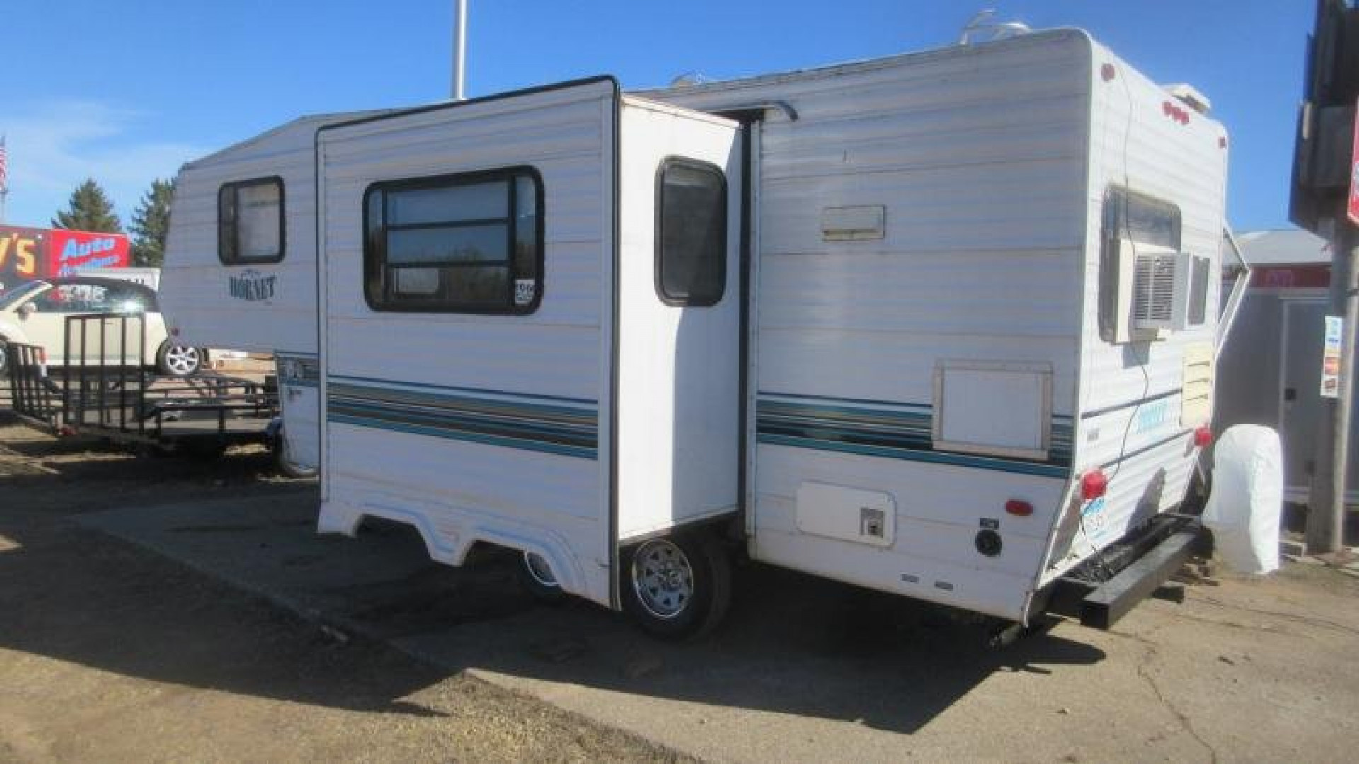 Used 1997 Damon Corporation Hornet 245H  Trailer