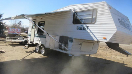 Used 1997 Damon Corporation Hornet 245H  Trailer