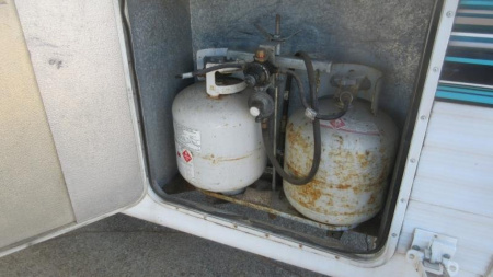 Used 1997 Damon Corporation Hornet 245H  Trailer