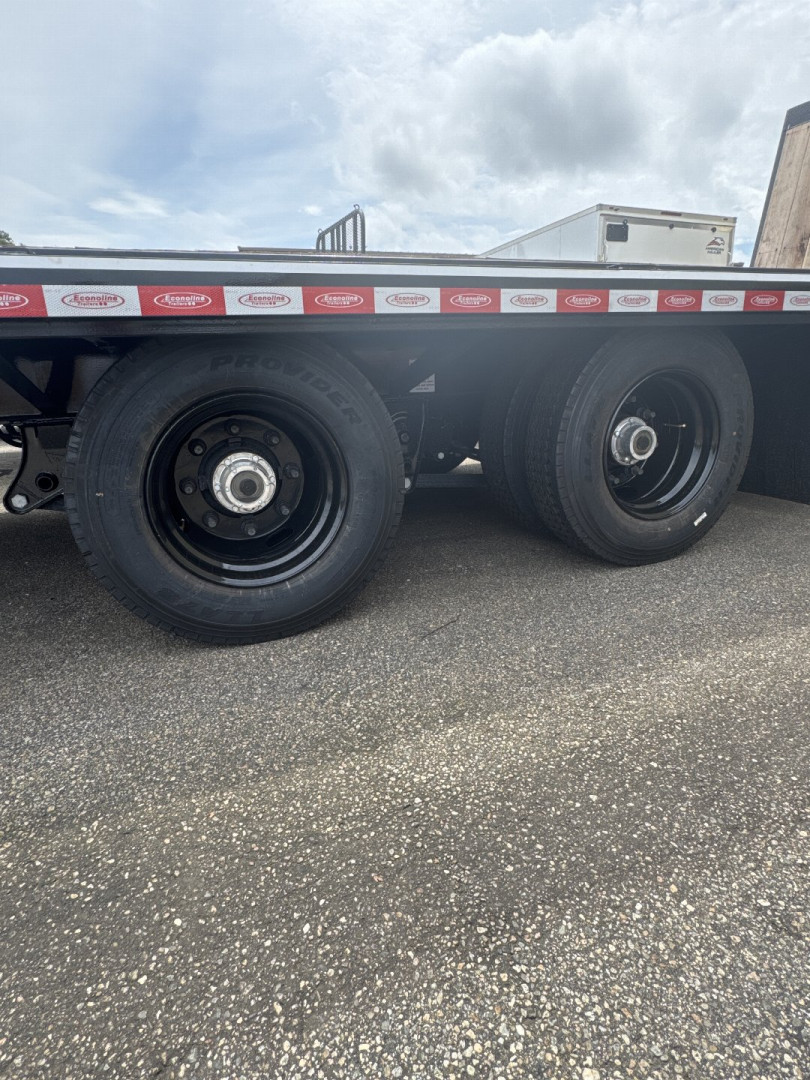 New 2025 Econoline 20 TON 102"WX25'+5' TAIL Deckover W/ HYD RAMPS