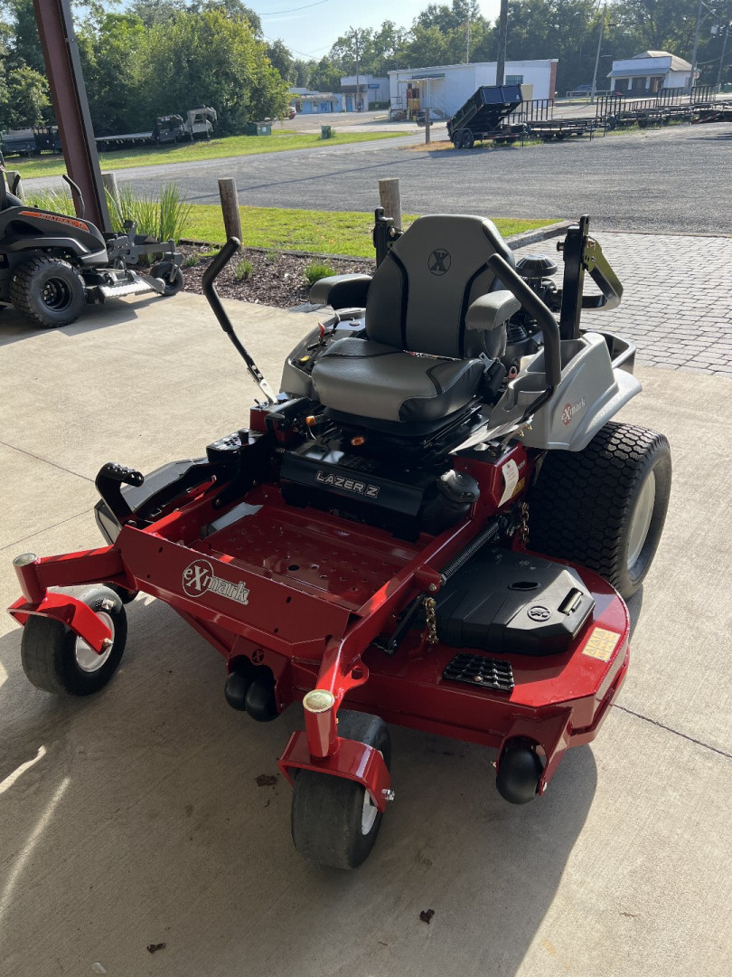New 2025 Exmark LRE801GKA604A3 Lawn Mowers