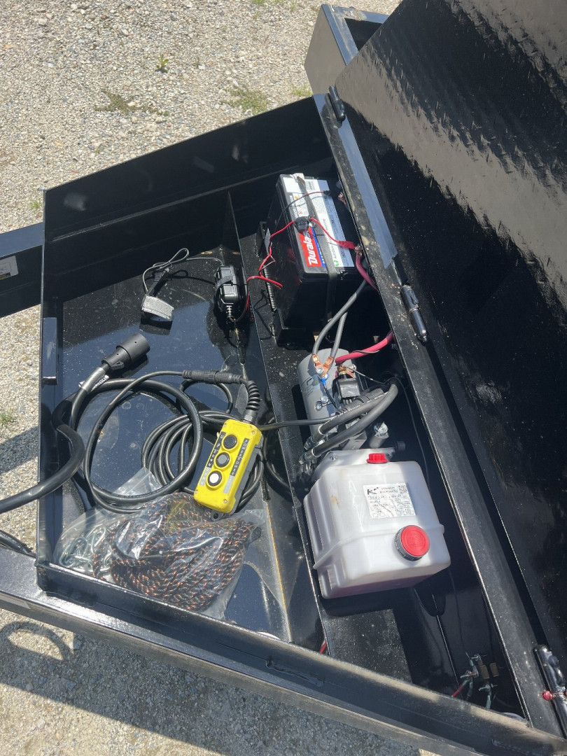 New 2025 Hawke Trailers LPTH 10K Dump Trailer