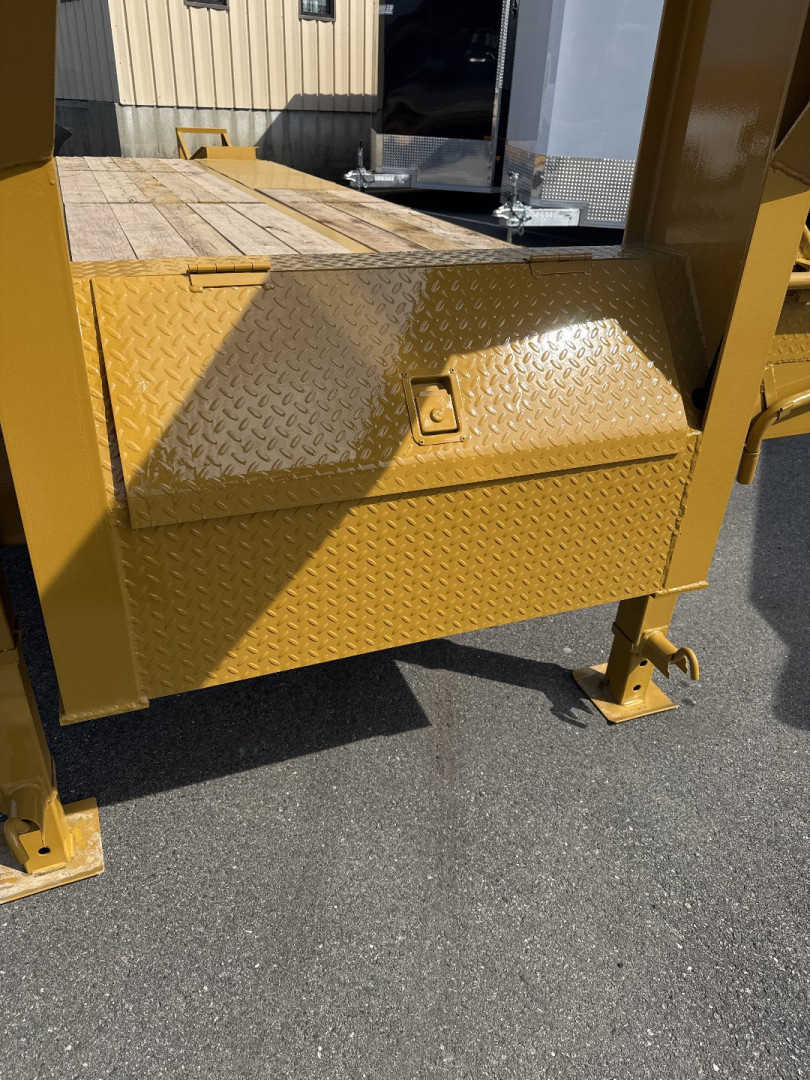 New 2025 Econoline 102"X20'+5' Gooseneck Deckover Trailer