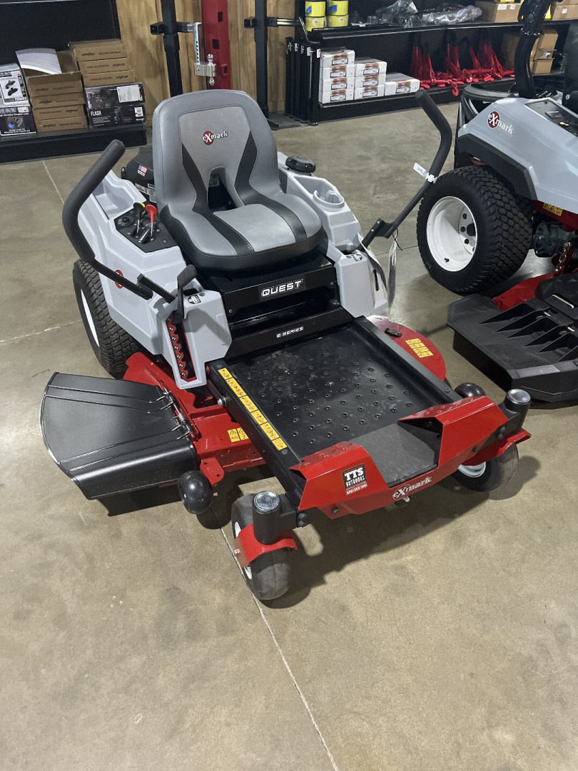 New 2025 Exmark QZE722GKC42200 Lawn Mowers
