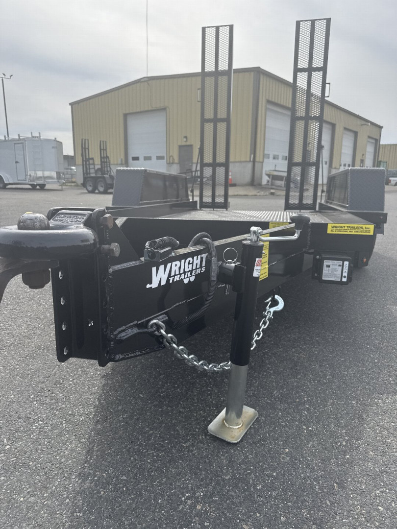 New 2025 Wright 5'X10' EQUIPMENT/MAN LIFT TRAILER