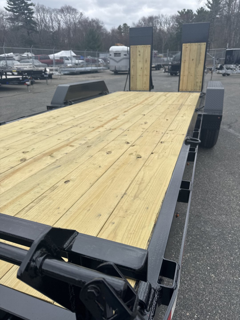 New 2025 Wright 82"X20' Equipment Trailer