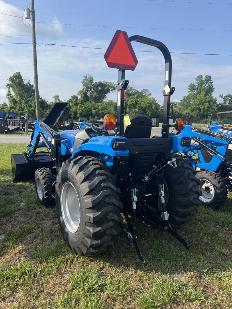 New 2025 LS Tractor Tractor MT226E