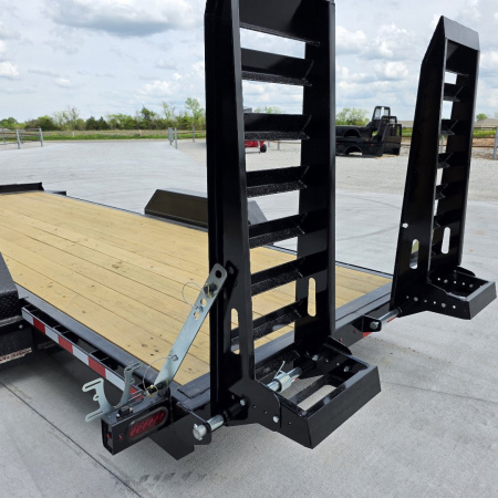 New 2025 Midsota 20'X82" NST20 Equipment Trailer