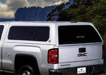New Century ULTRA SPORT CAB HIGH FIBERGLASS Truck Cap