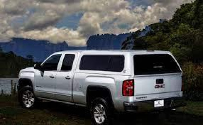 New Century ULTRA SPORT CAB HIGH FIBERGLASS Truck Cap