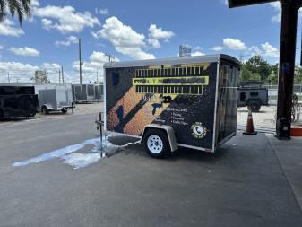 Used 2006 WELL 6X12 SA ENC Cargo / Enclosed Trailer