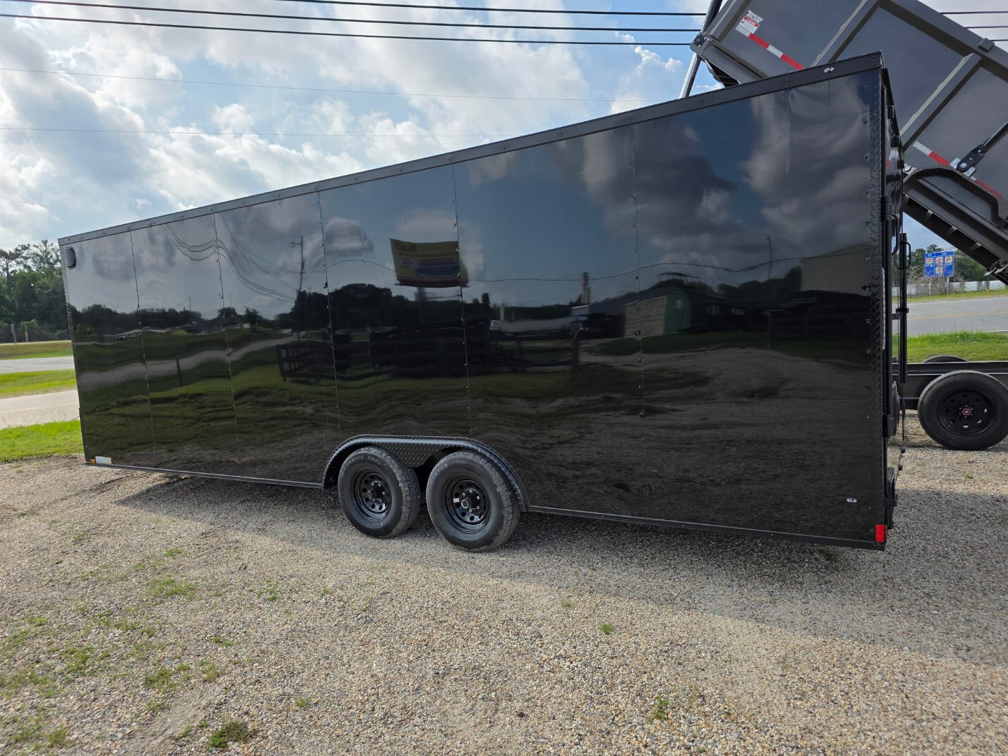 New 2025 Giddy Up USA 8.5 X 24 TA3 POLYCORE Cargo / Enclosed Trailer