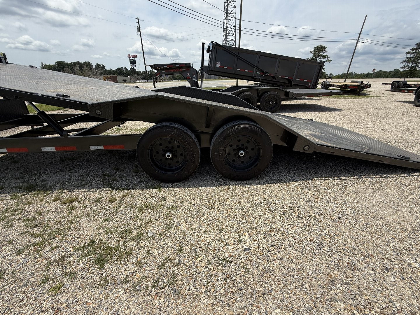 New 2026 MAXX-D T8X10224 GN Tilt Trailer