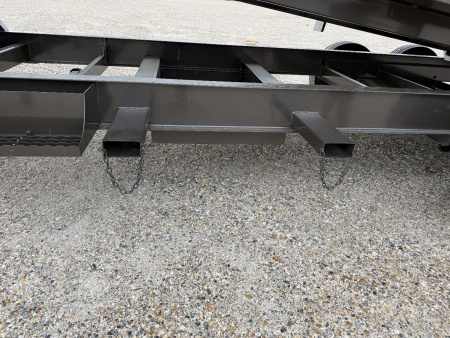 New 2025 MAXX-D DSX8320 GN Dump Trailer